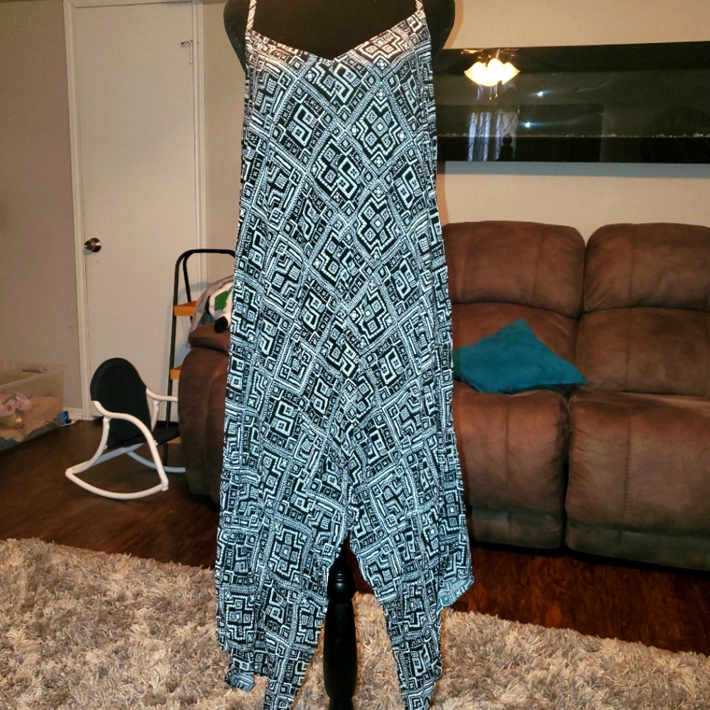 Handkerchief bottom dress